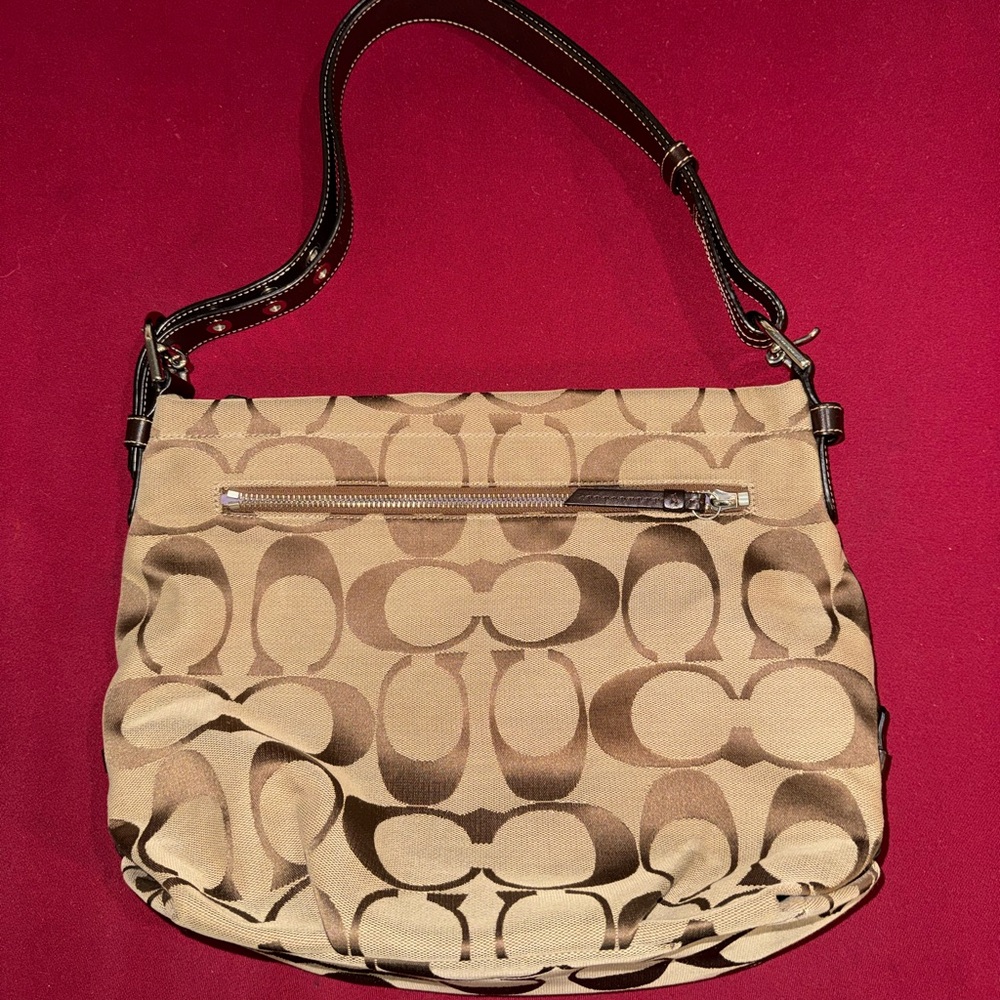 Coach Tan and Brown Signature Shoulder Bag Turns To Crossbody Bag - Picture 4 of 13